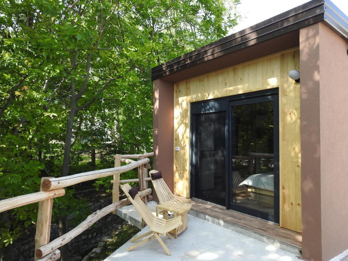 Pocitniski Hisici - Small Holiday Houses Ajdovščina Dış mekan fotoğraf
