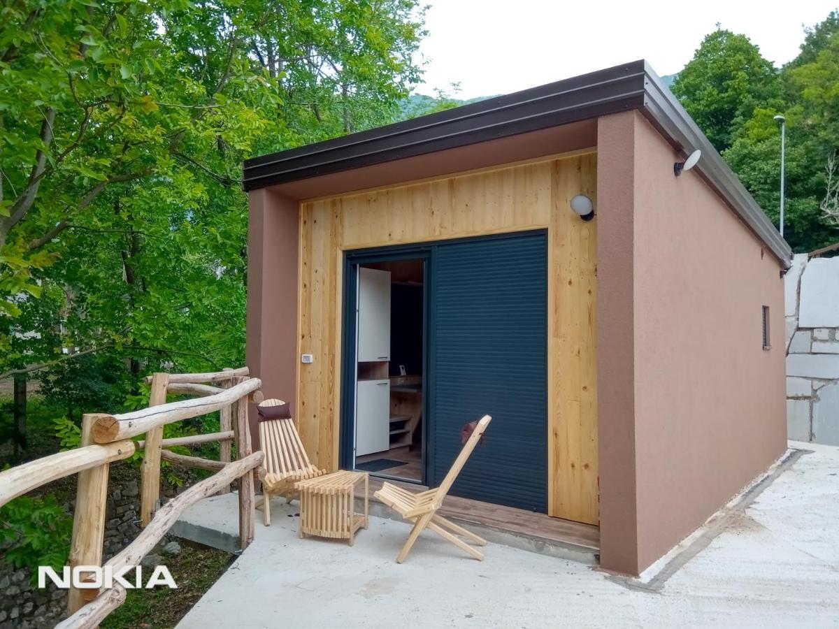 Pocitniski Hisici - Small Holiday Houses Ajdovščina Dış mekan fotoğraf